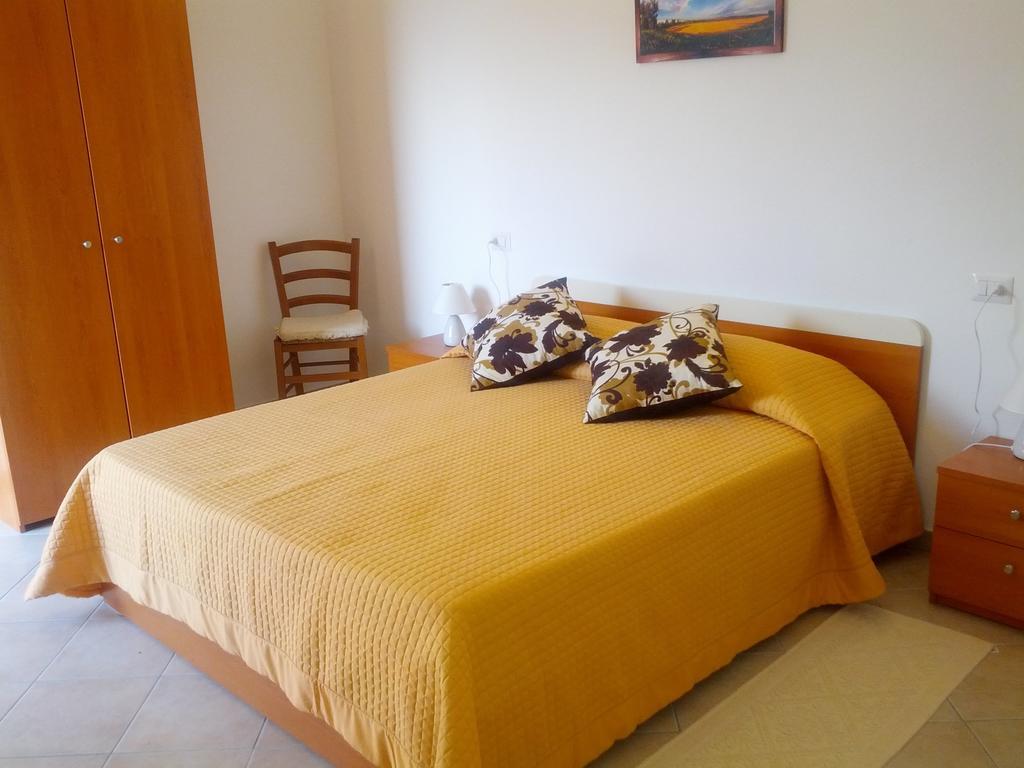 Agriturismo Santa Barbara Sarroch Zimmer foto
